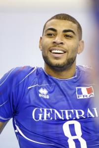 (Miniature) EARVIN NGAPETH DE RETOUR EN  BLEU