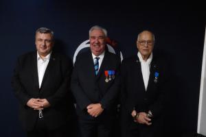(Miniature) Jean-Paul Aloro, reçoit l'ordre National du Mérite