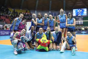 (Miniature) Ligue des champions (F) : Cazaute et Gelin en quarts